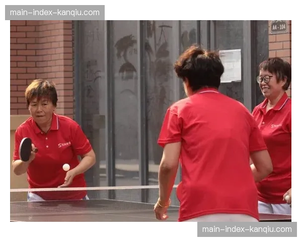 北京社区乒乓球联赛开打，参赛者年龄跨度达60岁